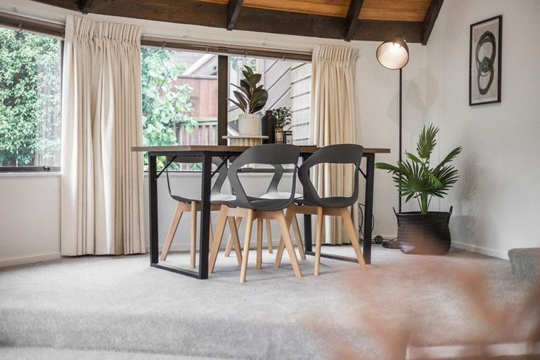 Photo of property in 4 Eclipse Lane, Whitby, Porirua, 5024