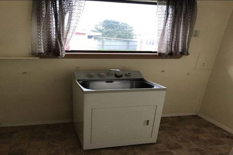 Photo of property in 13 Tinokore Street, Hei Hei, Christchurch, 8042