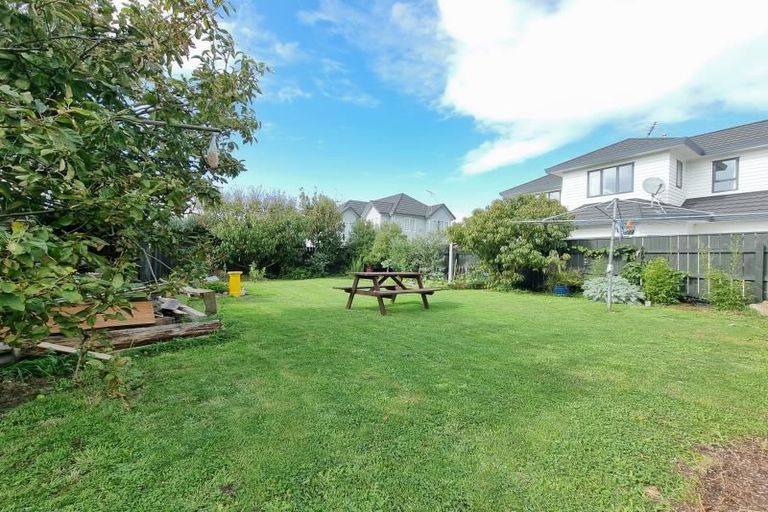 Photo of property in 74 Kauri Street, Miramar, Wellington, 6022