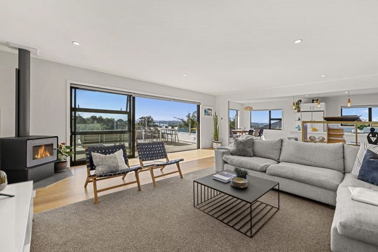 Photo of property in 12 Upper Wainui Road, Raglan, 3297