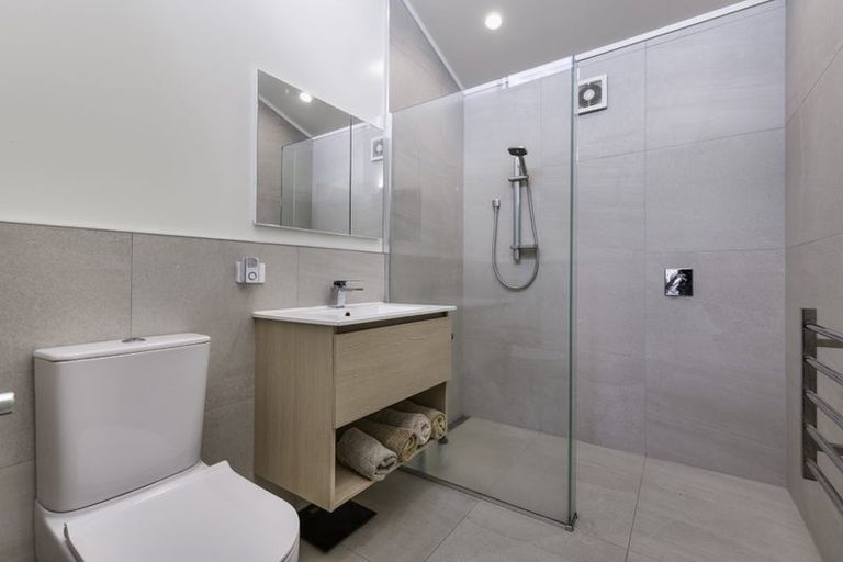 Photo of property in 112 Elliot Street, Pahurehure, Papakura, 2113