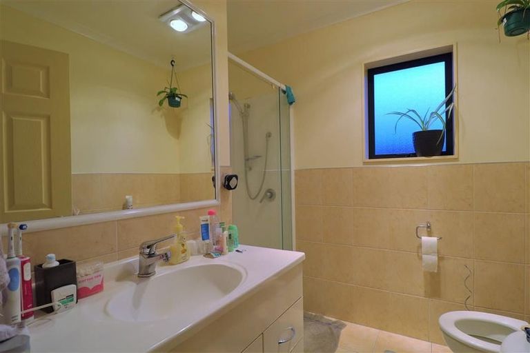 Photo of property in 9 Drumbeg Close, Flat Bush, Auckland, 2019