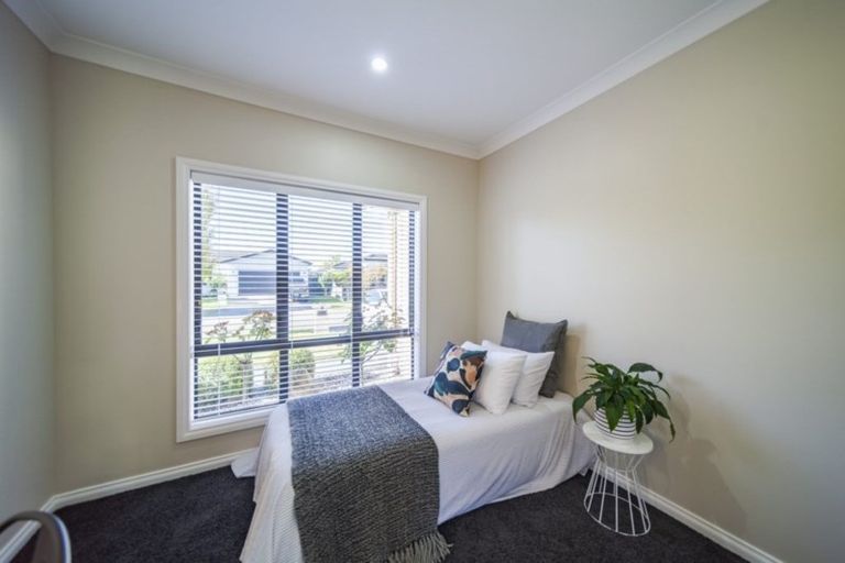 Photo of property in 5 Portland Place, Poraiti, Napier, 4112