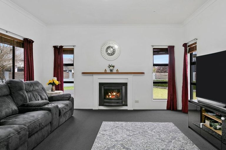 Photo of property in 19 Luberon Way, Nukuhau, Taupo, 3330