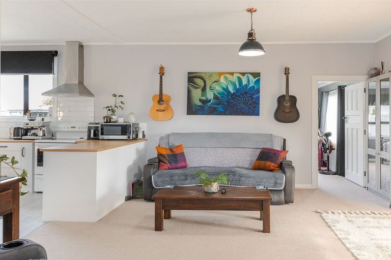 Photo of property in 20 Bentham Street, Westport, 7825