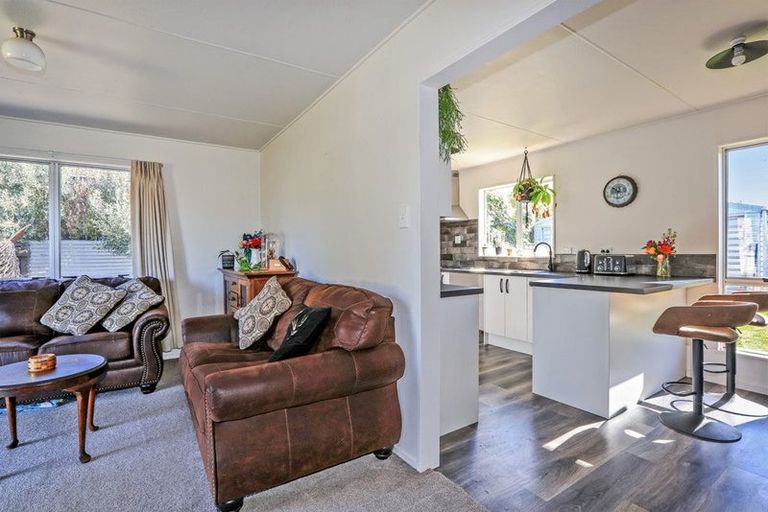 Photo of property in 16 Scott Drive, Flaxmere, Hastings, 4120