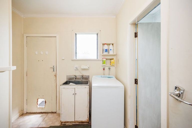 Photo of property in 64 Guy Avenue, Takaro, Palmerston North, 4410