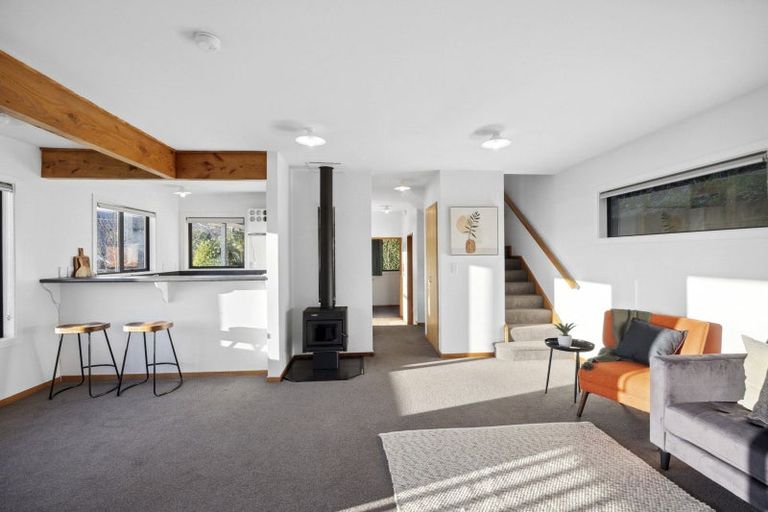 Photo of property in 48 Easther Crescent, Kew, Dunedin, 9012