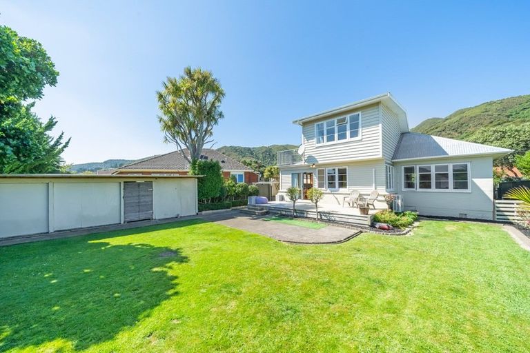 Photo of property in 12 Freyberg Street, Waterloo, Lower Hutt, 5011