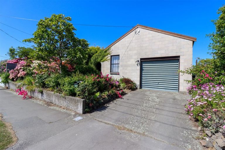 Photo of property in 15 Mountain View Road, Glenwood, Timaru, 7910