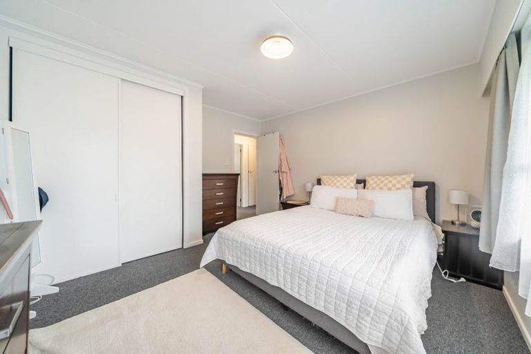 Photo of property in 8b Barraud Street, Avalon, Lower Hutt, 5011