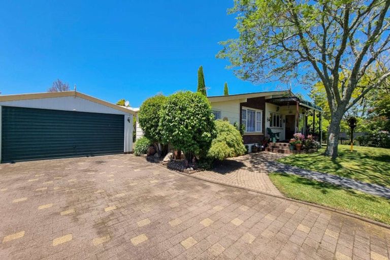 Photo of property in 1 Kamahi Place, Pukehangi, Rotorua, 3015