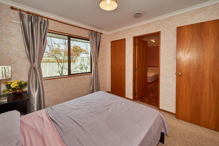 Photo of property in 8a Palm Avenue, Hokowhitu, Palmerston North, 4410