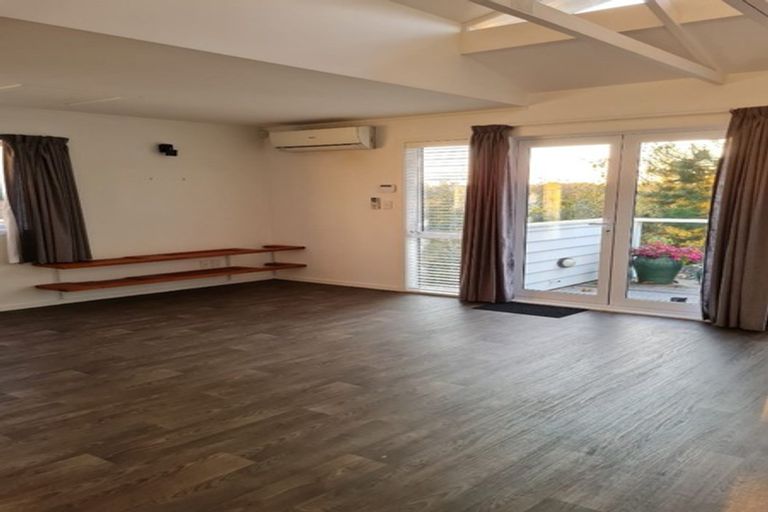 Photo of property in 220 Albany Heights Road, Albany Heights, Albany, 0792