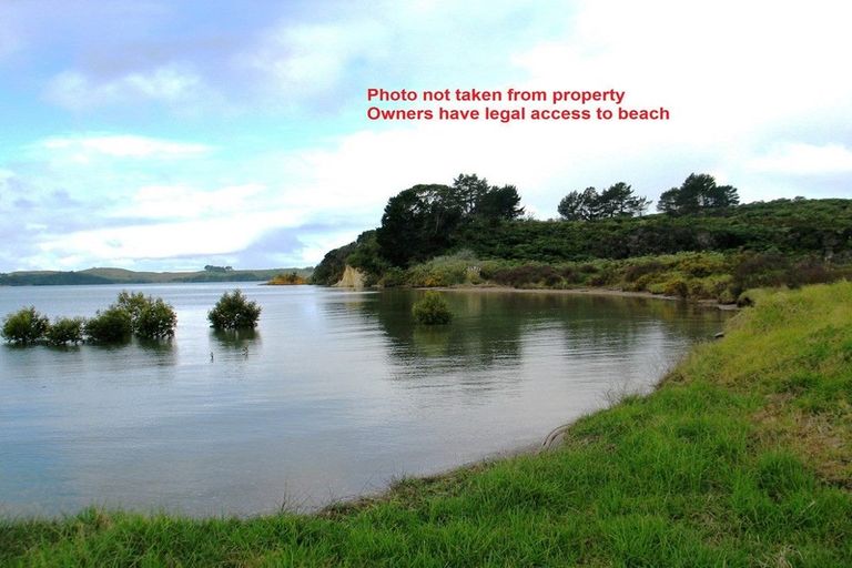 Photo of property in 142 Te Kowhai Point Road, Kerikeri, 0294
