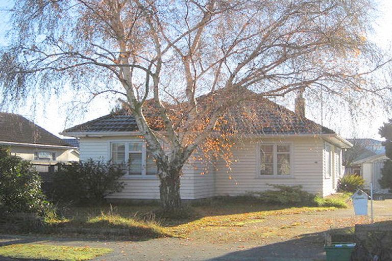 Photo of property in 16 Roberts Road, Hei Hei, Christchurch, 8042
