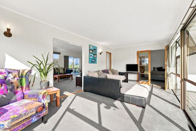 Photo of property in 2139 State Highway 3, Sanson, Palmerston North, 4479