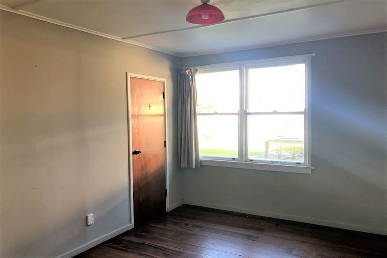 Photo of property in 2 Akatea Street, Gonville, Whanganui, 4501