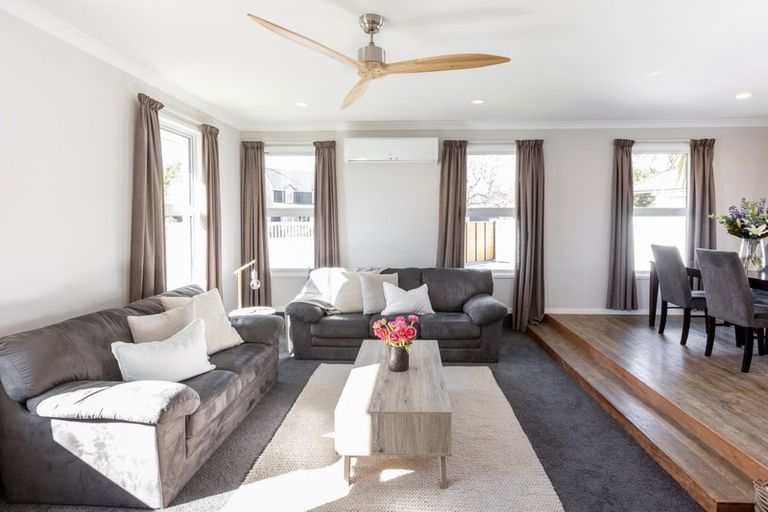 Photo of property in 30 James Cook Street, Havelock North, 4130