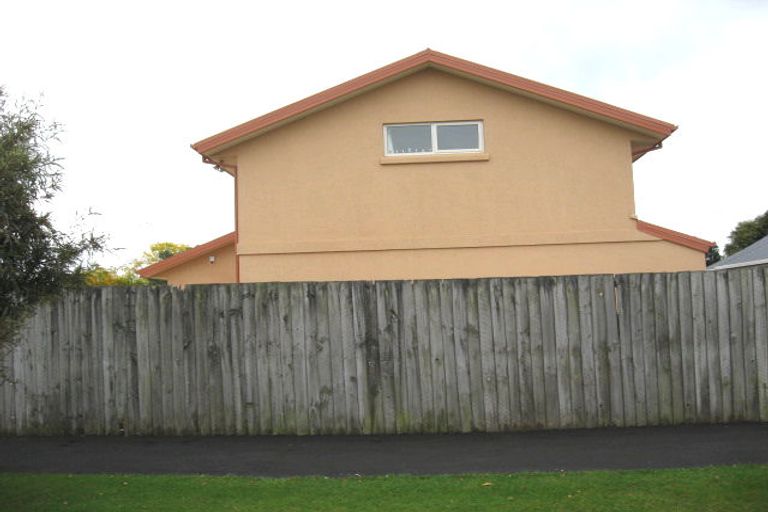 Photo of property in 5 Halliwell Avenue, Papanui, Christchurch, 8052