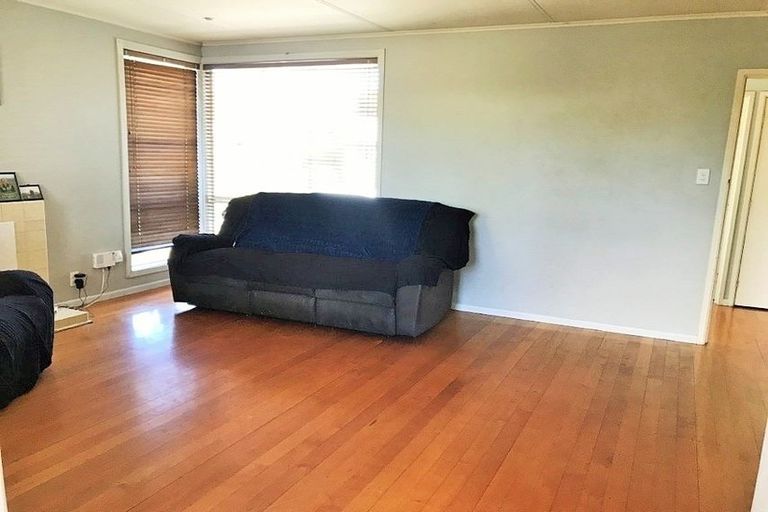 Photo of property in 3 Bernard Street, Papatoetoe, Auckland, 2025