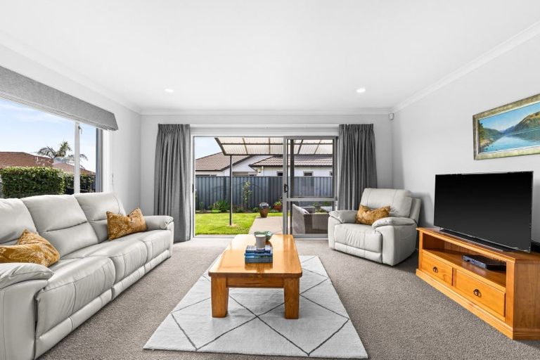 Photo of property in 79 Russell Robertson Drive, Havelock North, 4130