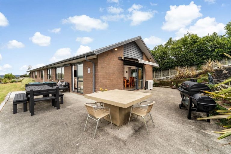 Photo of property in 175a Pinchgut Road, Kaukapakapa, 0873