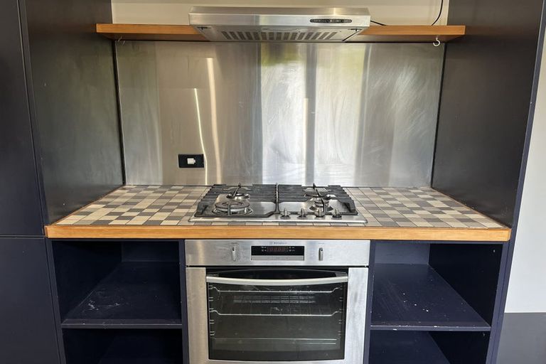 Photo of property in 15 Ruapehu Drive, Fitzherbert, Palmerston North, 4410