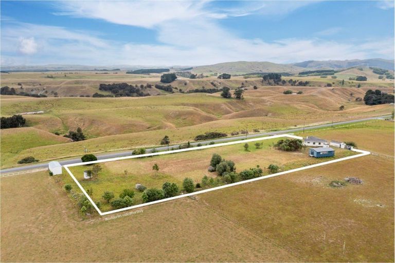 Photo of property in 245 Te Uri Road, Mangaorapa, Porangahau, 4291