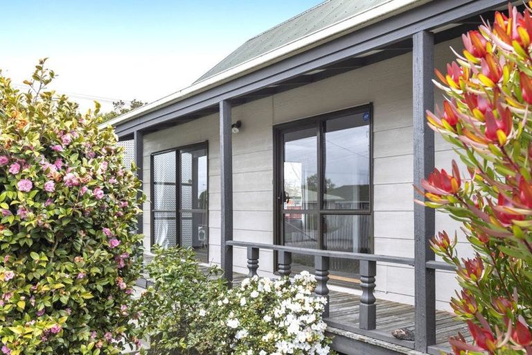 Photo of property in 1/21 Ensign Street, Halswell, Christchurch, 8025