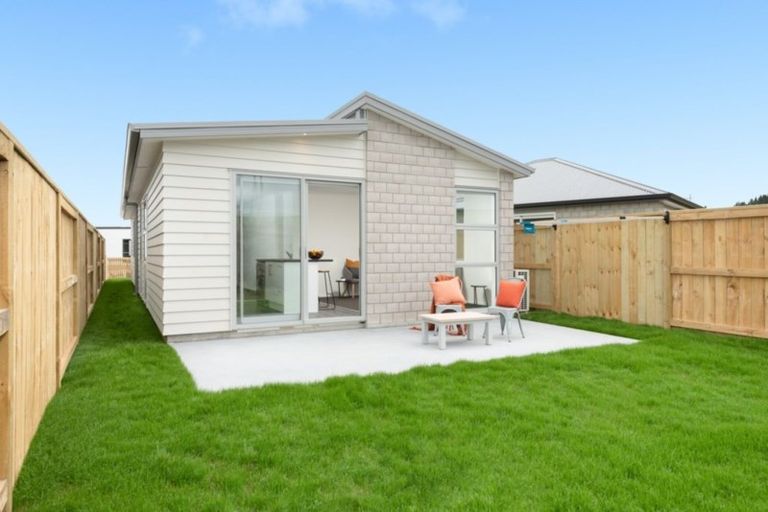 Photo of property in 17 Foley Grove, Pyes Pa, Tauranga, 3110