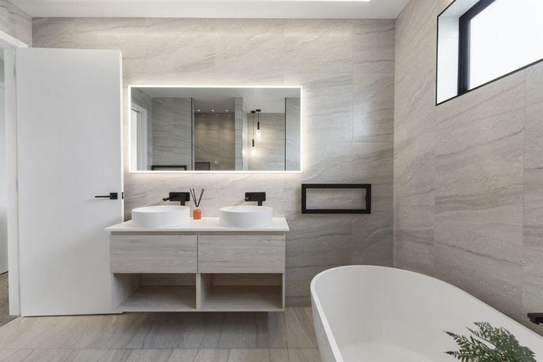 Photo of property in 5 Rossbern Lane, Clevedon, Papakura, 2585