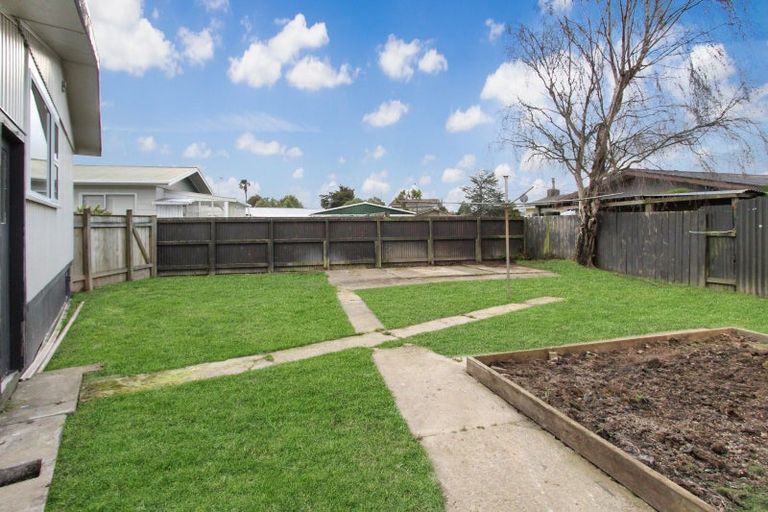 Photo of property in 15 George Street, Pahiatua, 4910