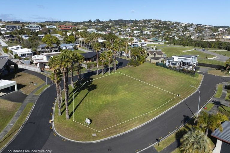 Photo of property in 8 Bayside Drive, Coopers Beach, 0420