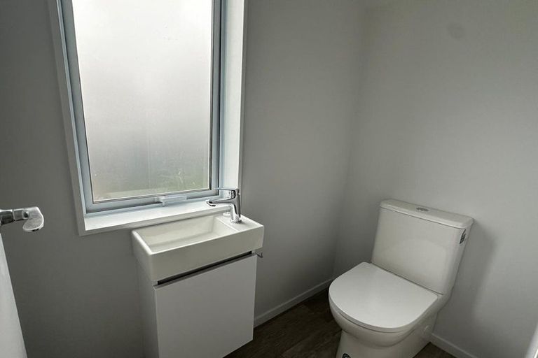 Photo of property in 35b Royston Street, Rosehill, Papakura, 2113