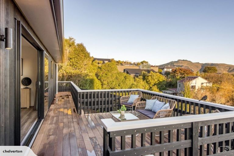 Photo of property in 126 Dyers Pass Road, Cashmere, Christchurch, 8022