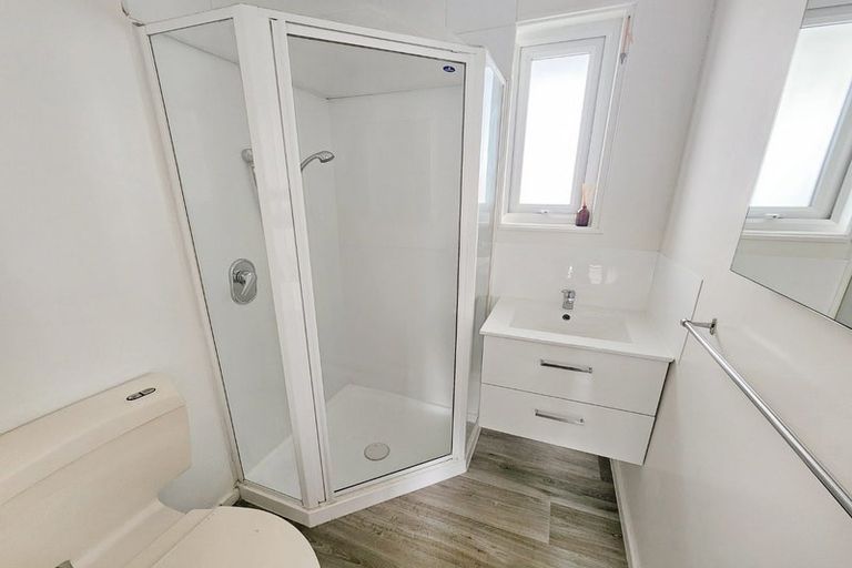 Photo of property in 10 Amberley Grove, Hutt Central, Lower Hutt, 5010