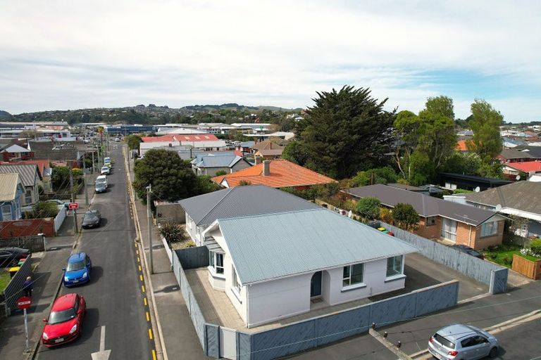 Photo of property in 2 Cashel Street, South Dunedin, Dunedin, 9012