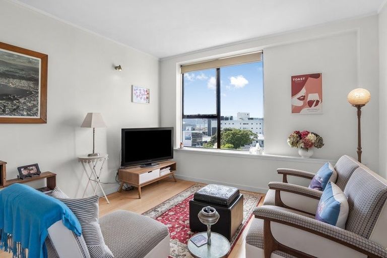 Photo of property in Hobson Court Flats, 59/70 Hobson Street, Thorndon, Wellington, 6011