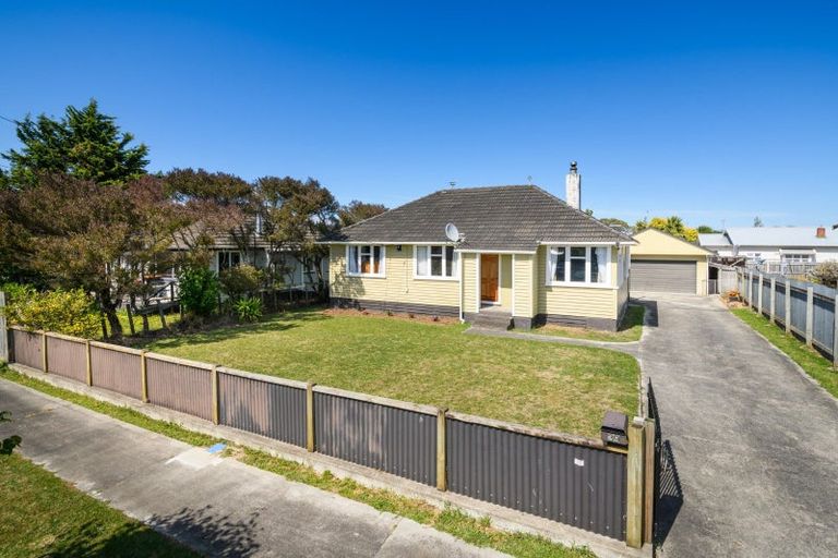 Photo of property in 39 Cambridge Street, Milson, Palmerston North, 4414