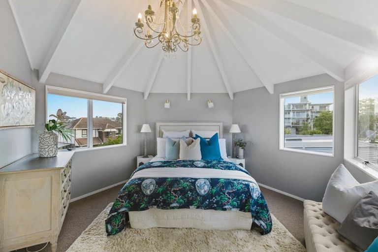 Photo of property in 5a Bruce Street, Northcote Point, Auckland, 0627