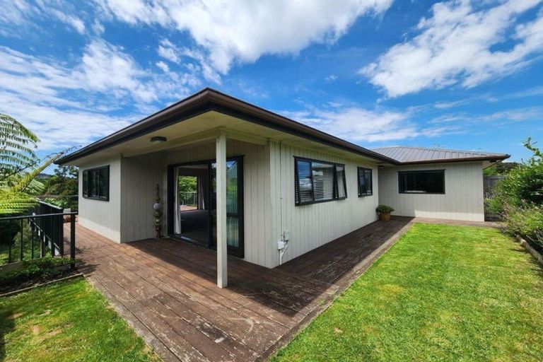 Photo of property in 34 Omata Road, Marfell, New Plymouth, 4310