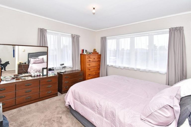 Photo of property in 34 Rollerson Street, Papakura, 2110