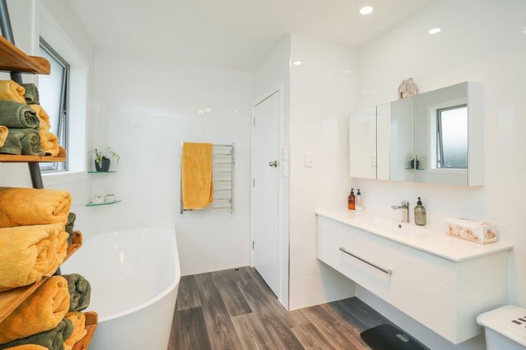 Photo of property in 111 Eglinton Street, Winton, 9720