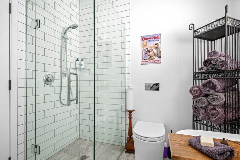 Photo of property in 1 Walker Place, Alexandra, 9320