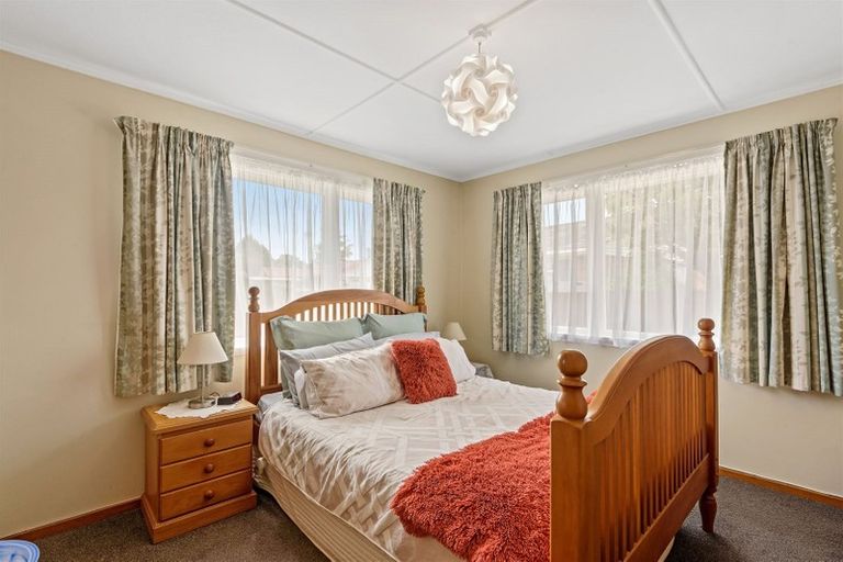 Photo of property in 6 Fair Place, Hoon Hay, Christchurch, 8025