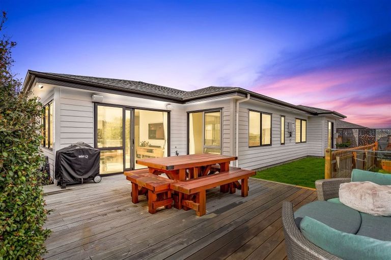 Photo of property in 34 Jeroboam Loop, Kumeu, 0810