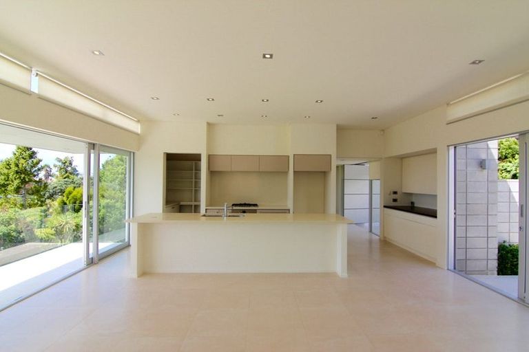 Photo of property in 25 Braemar Road, Castor Bay, Auckland, 0620