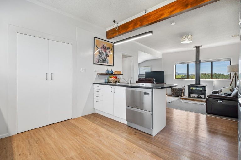 Photo of property in 38 Atkinson Road, Hurworth, New Plymouth, 4371