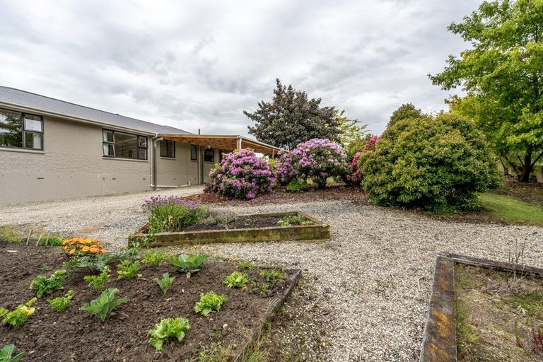 Photo of property in 17 Morris Road, Heriot, Tapanui, 9587